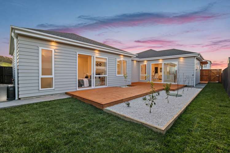 97 Parish Drive Milldale_2