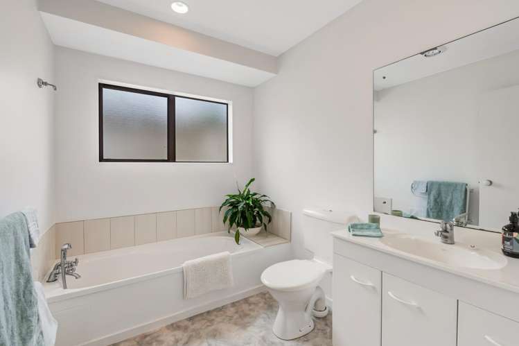 19 Palmgreen Court Stanmore Bay_15