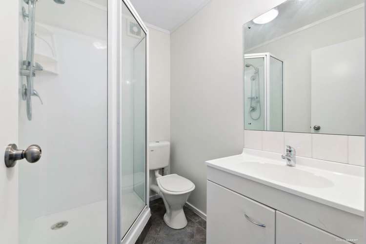 23 Ewhurst Place Goodwood Heights_20