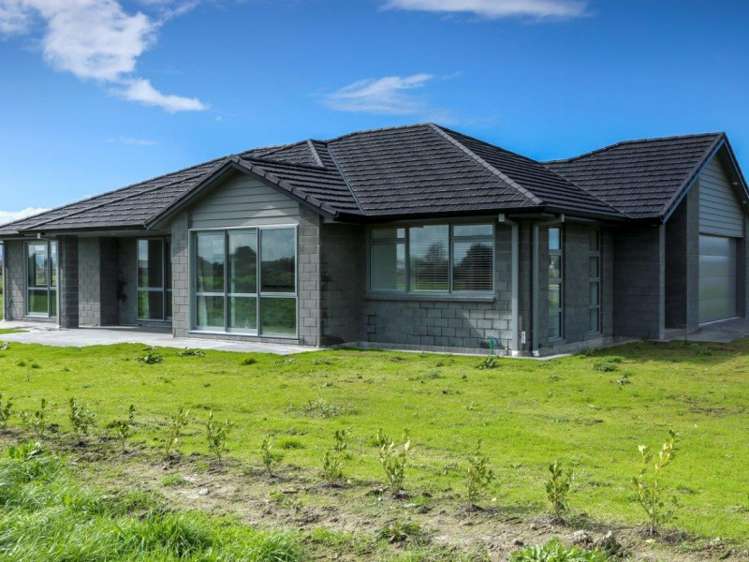 14 Costello Drive Ngatea_17