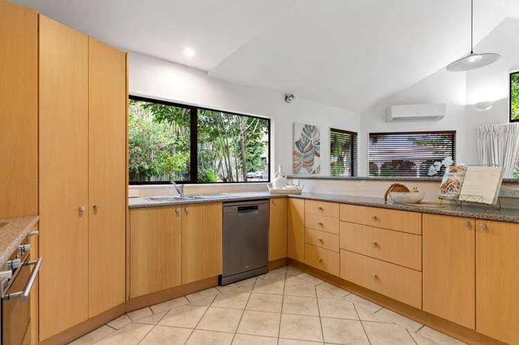 139A Atkinson Road Titirangi_2