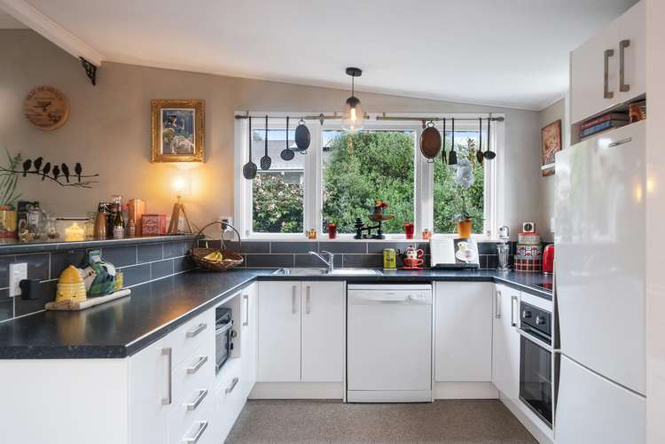 28 Matenga Street Waikanae_17