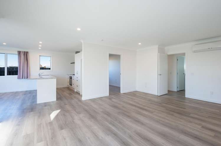 11a McGlashen Street_3