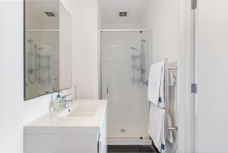 6 Liberation Road Papakura_10