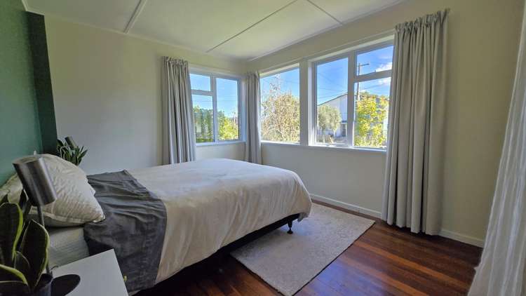  4 Poole Street Taitā_9