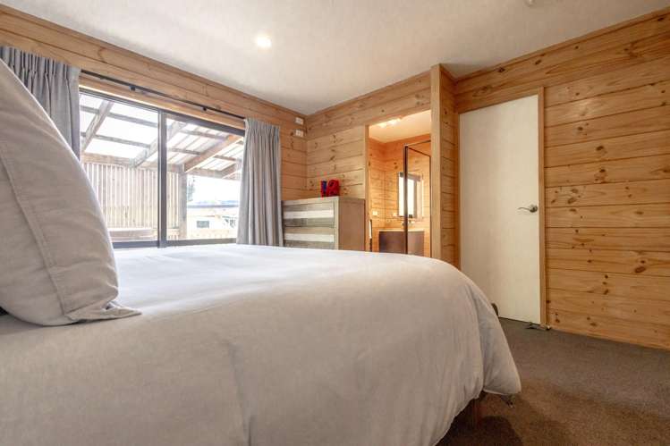 12 Mcfetrick Place Franz Josef_14