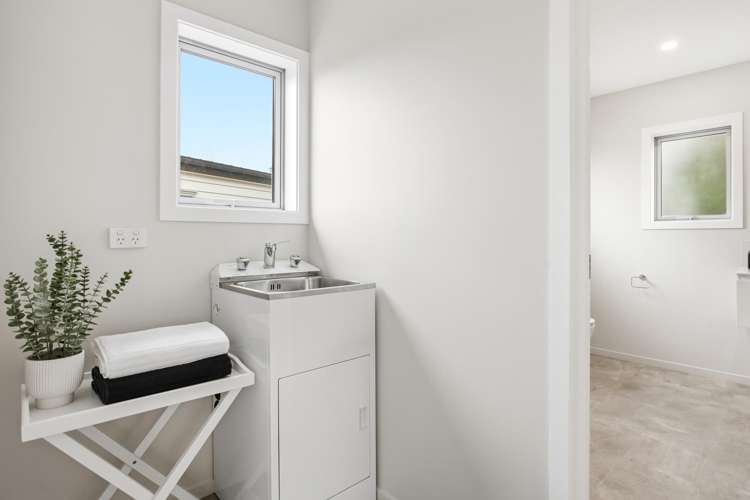 35A Moffett Street Islington_17