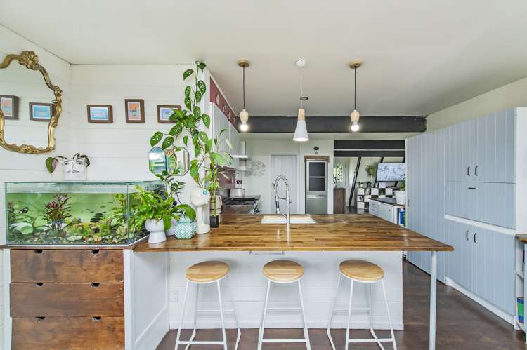 24 Brook Street Southbridge_11