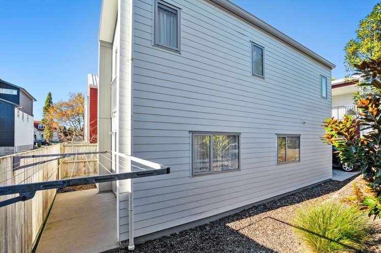 6/16 Hammond Street Hamilton Central_14