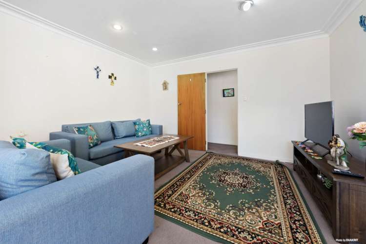 6/162 Onewa Road Northcote_2