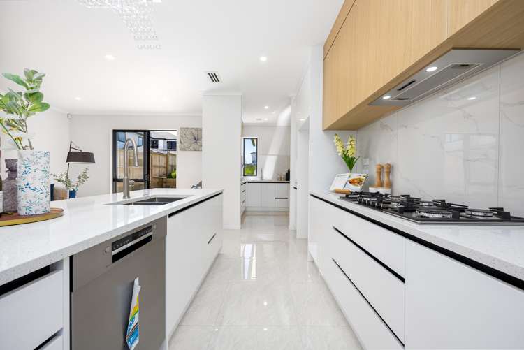 4 Koromeke Street Flat Bush_5