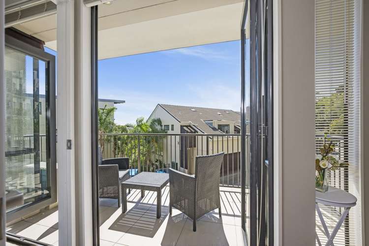 B101/525 East Coast Road Browns Bay_13