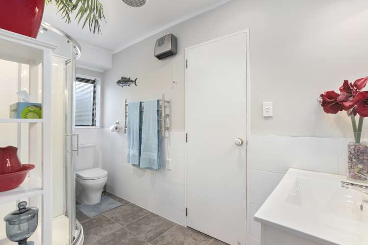 9 Meynell Court Glen Eden_10