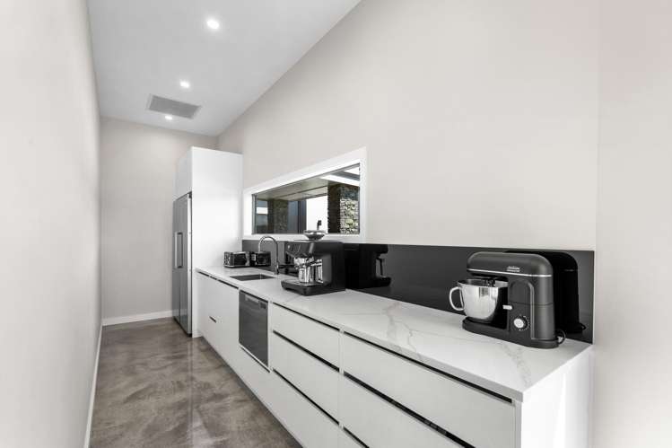 171 Eskridge Drive Bay View_8