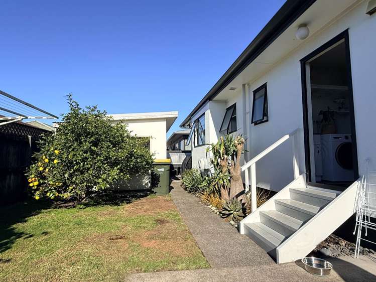 145B Centreway Road Orewa_10