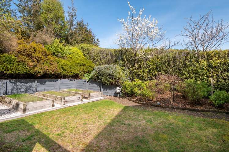 27 Pendeen Crescent Jacks Point_12