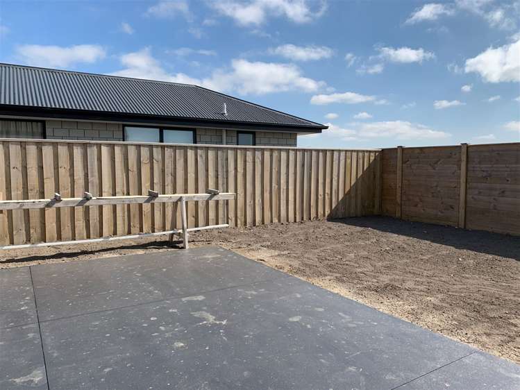 22 Chambers Avenue Woodend_14