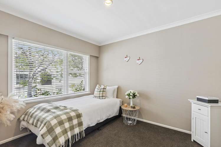 27 Cluny Road Plimmerton_14