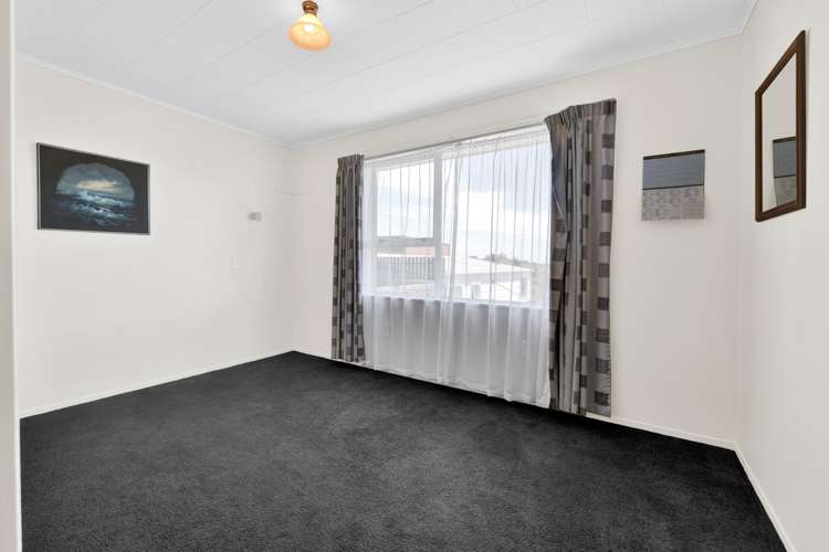 9 Saint Ives Grove Whalers Gate_15