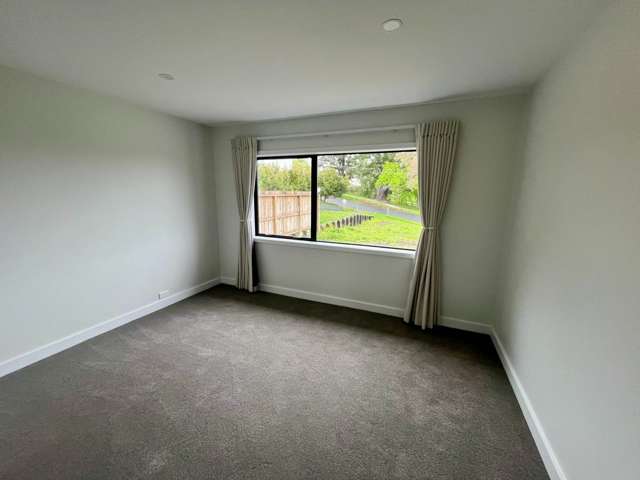 77 Rame Road Greenhithe_4