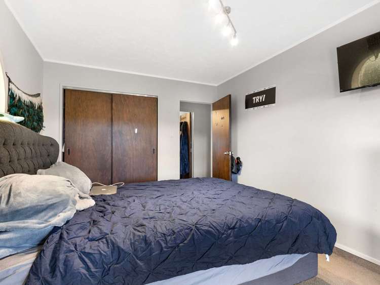 375 Westminster Avenue Tamatea_23