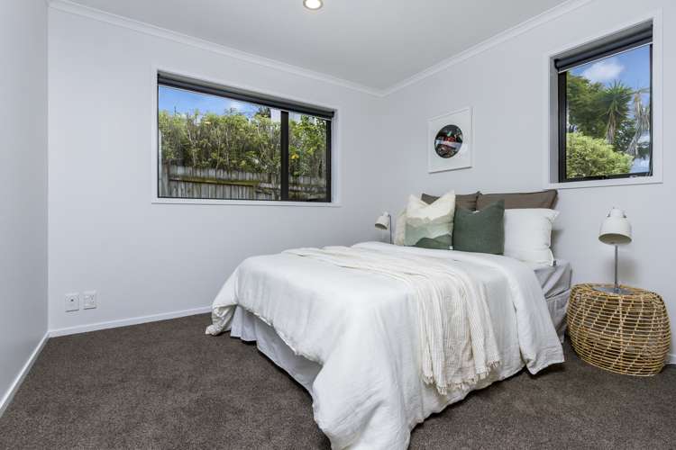 1 Fernbank Lane Greenhithe_13