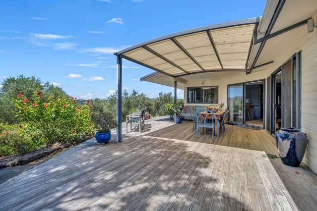 Contemporary Style Living on Leccino Valley Road