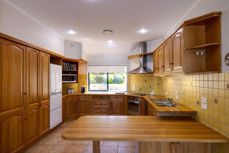 9 Kaimata Road Bay View_17