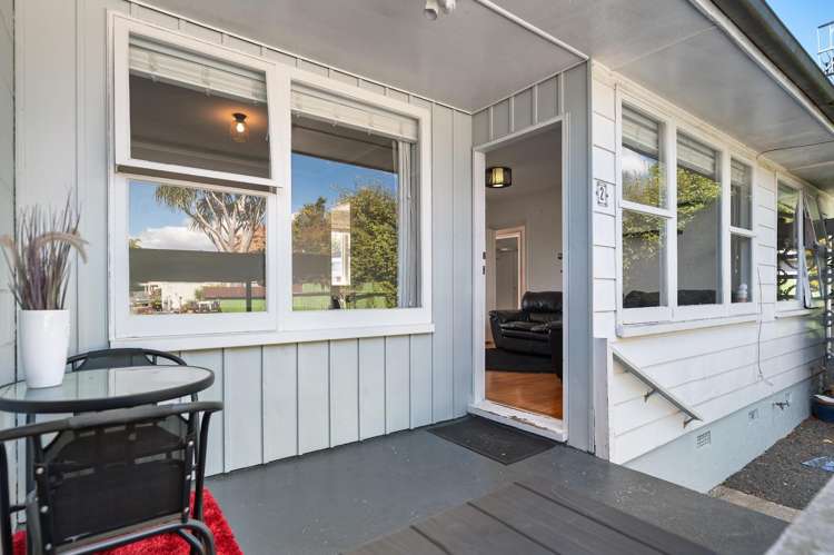 2/71 Emmett Street Greerton_10