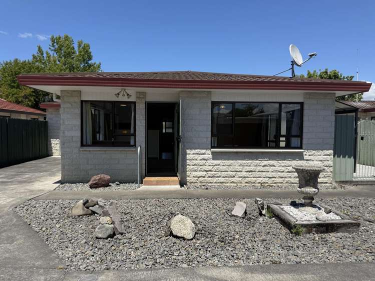 2/52 Avondale Road Taradale_13