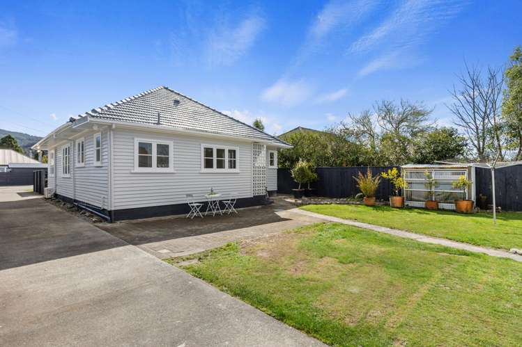 44 Palmer Crescent Silverstream_27