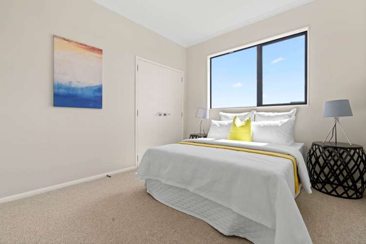 17 Korowhiti Road Clarks Beach_12