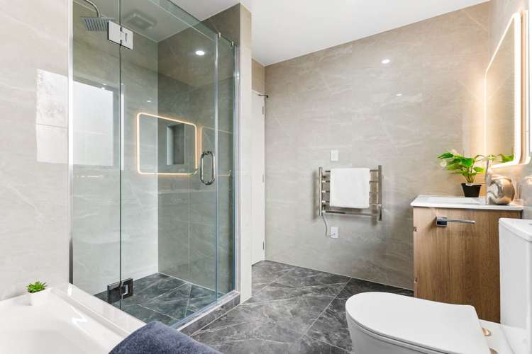 14A Tory Street Mt Roskill_19