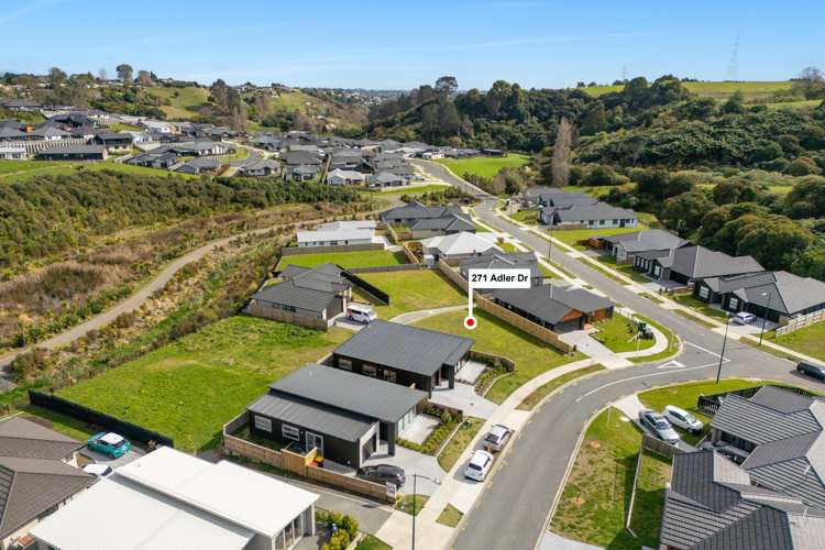 271 Adler Drive Ohauiti_11