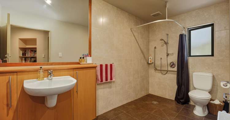 140 Leslies Road Okaramio_14