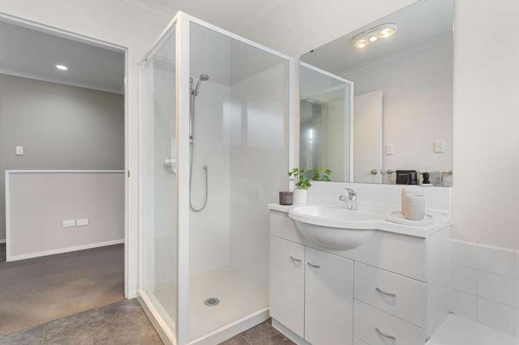 38 Bruce Pulman Drive Takanini_9