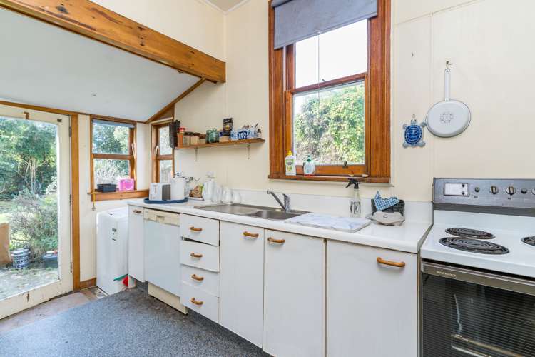 6 Crown Street North East Valley_8