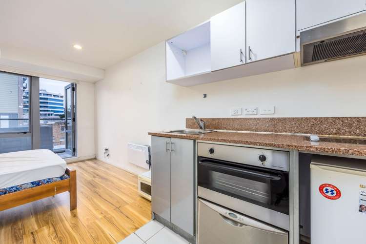 5A/113 Vincent Street_1