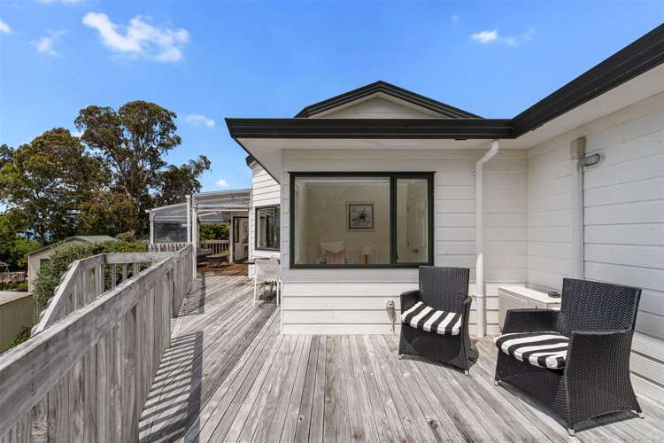 2/10 Firth Road Torbay_14