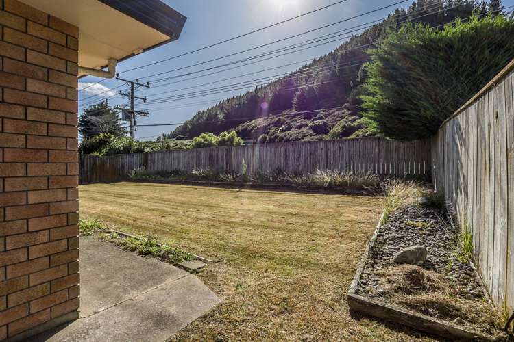 17b Villa Grove Paraparaumu_15