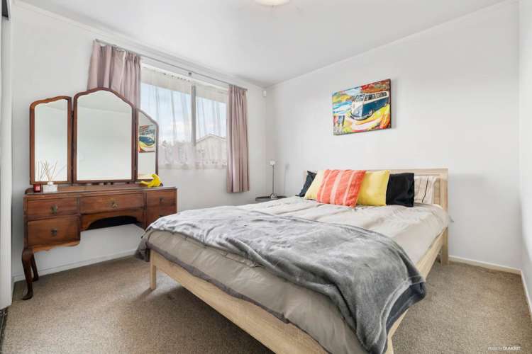 2/51 Redcrest Avenue Red Hill_10