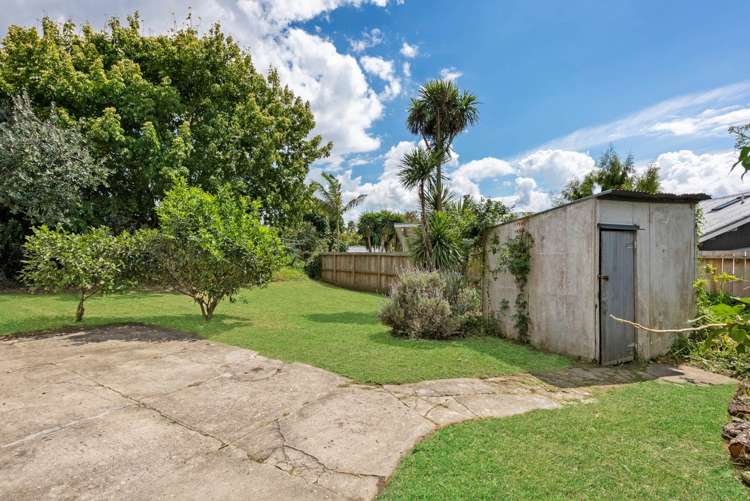 5 Riro Street Point Chevalier_20