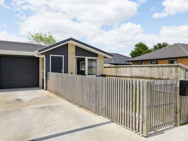 2/3 Paul Crescent Fairfield_10