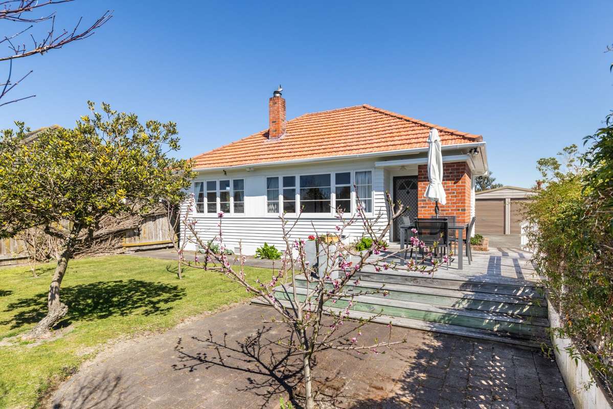 407 Awatea Street_0