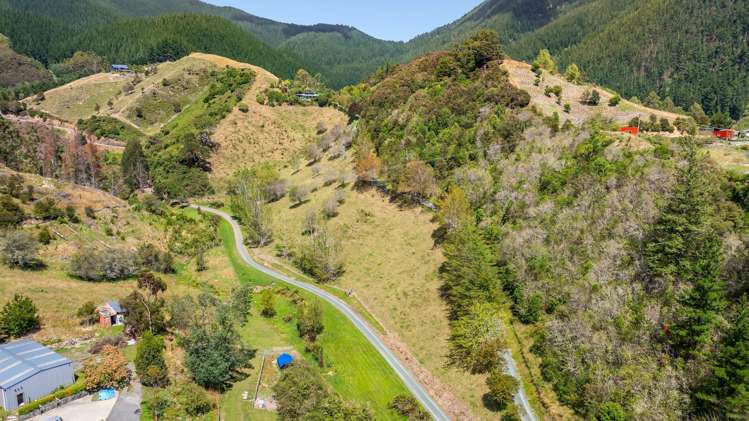 Lot 2/58 Macs Road Hira_3