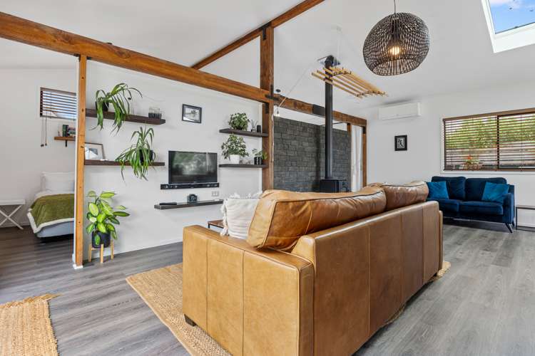 15a Barrett Road Whalers Gate_17