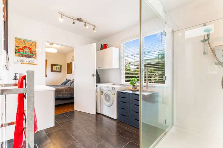 55 Graham Avenue Te Atatu Peninsula_19