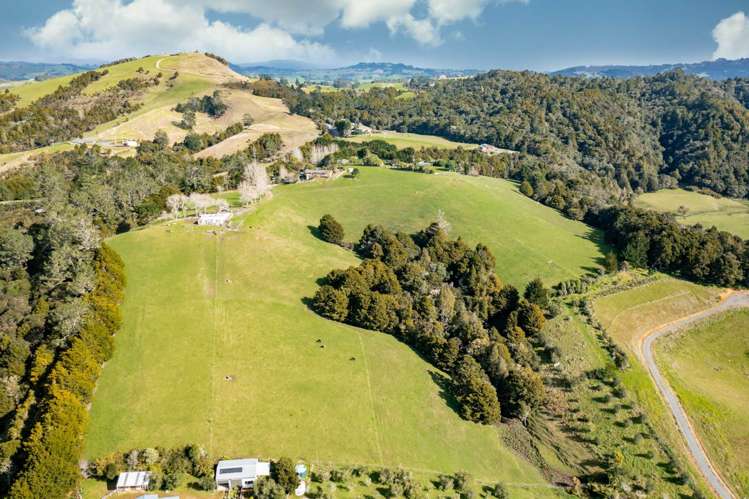 365 Pigs Head Road Hukerenui and Surrounds_19