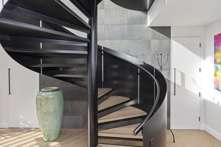 15 Omeo Crescent Redcliffs_25