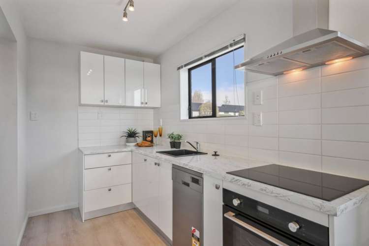 1/88 Barbour Street Waltham_5